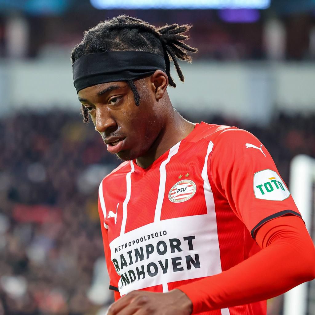 Chukwunonso 'Noni' Madueke grabbed an assist in PSV's draw on Thursday