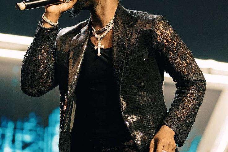 Singer Kizz Daniel unveils video to his hit song 'Oshe' ft The Cavemen