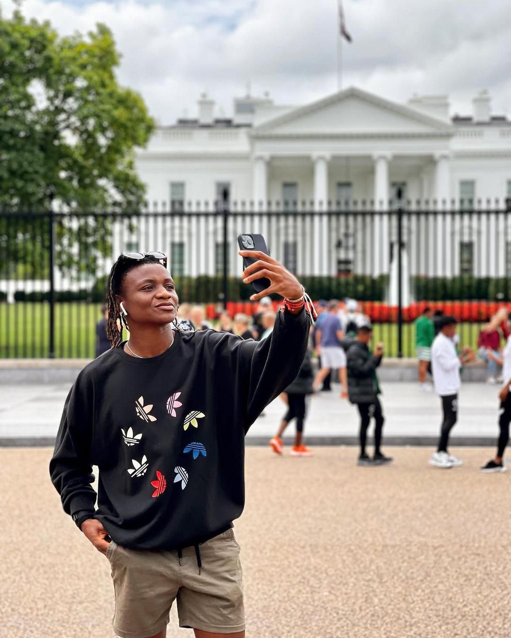Super Falcons stars Kanu and Nnadozie show off visit to the White House [Photos]