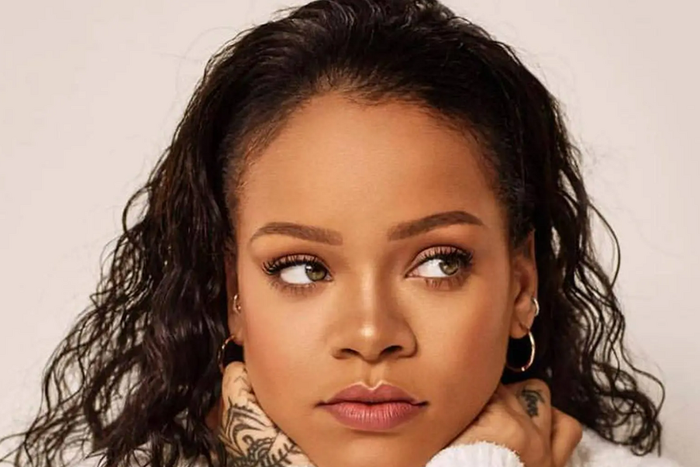Rihanna has great eyes
