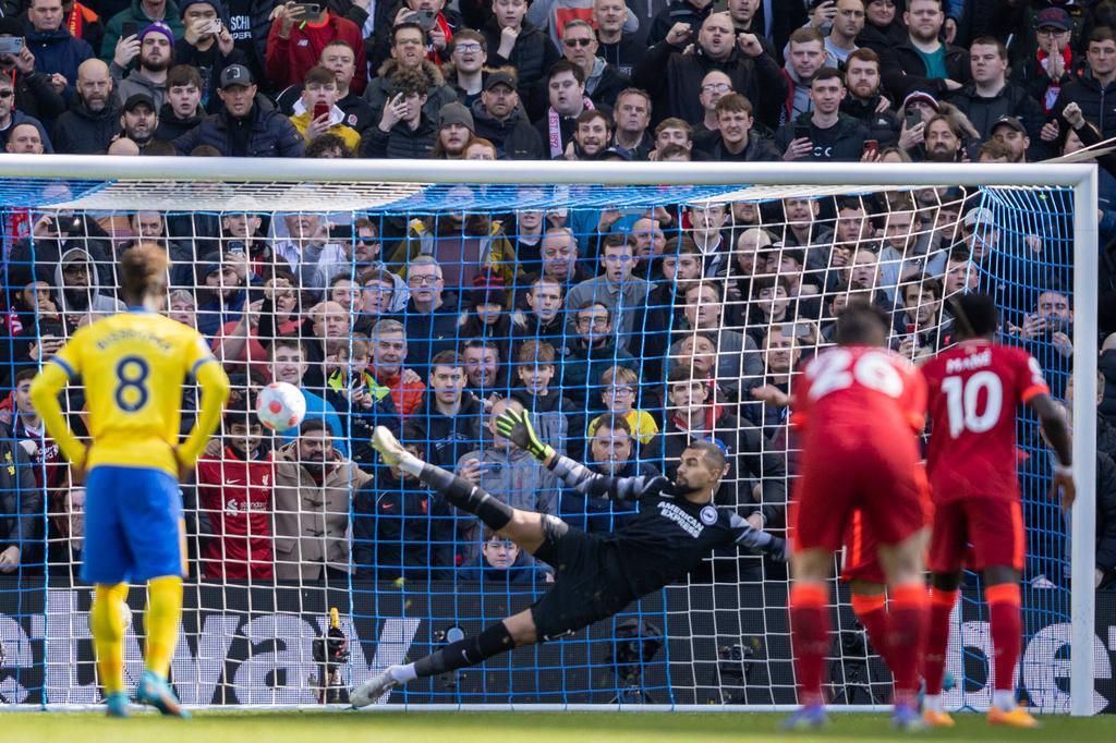 Salah sent the goalkeeper the wrong way to double the Reds' lead