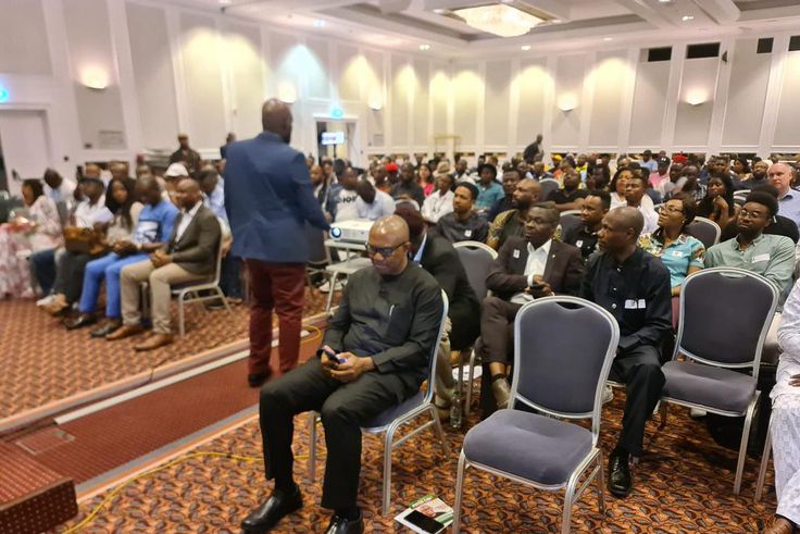 Peter Obi. [Twitter:@_weyimi]