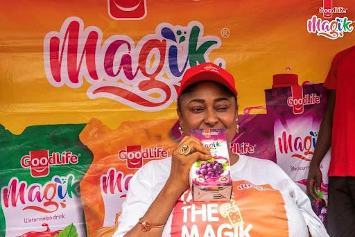 Ronke Ojo stormed Lagos market for Goodlife Magik Fruit Drink