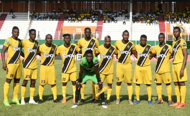 ASEC Mimosas of the Ivory Coast defeated Wydad Casablanca of Morocco 2-0 in Abidjan Saturday to remain contenders for a CAF Champions League quarter-finals place.