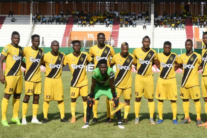 ASEC Mimosas of the Ivory Coast defeated Wydad Casablanca of Morocco 2-0 in Abidjan Saturday to remain contenders for a CAF Champions League quarter-finals place.