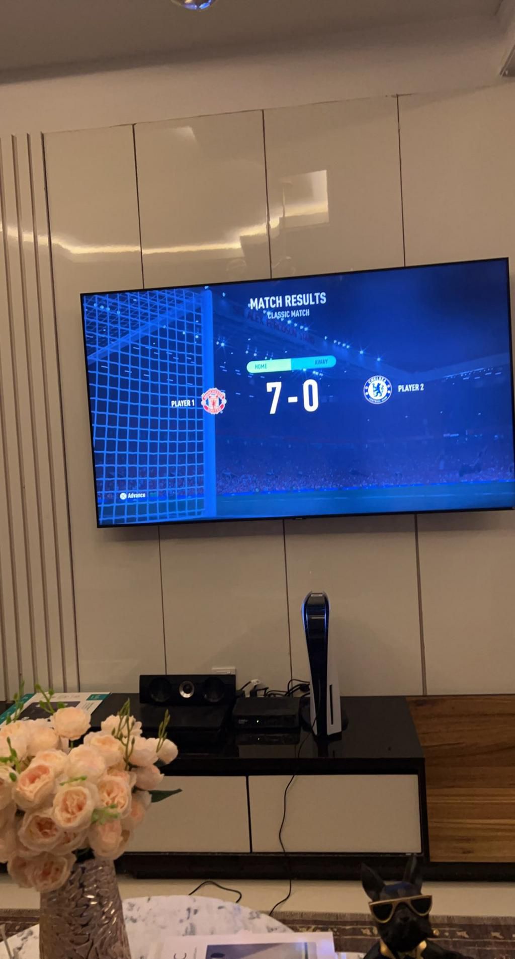 Macaroni showed off recent victories against his opponent on Twitter