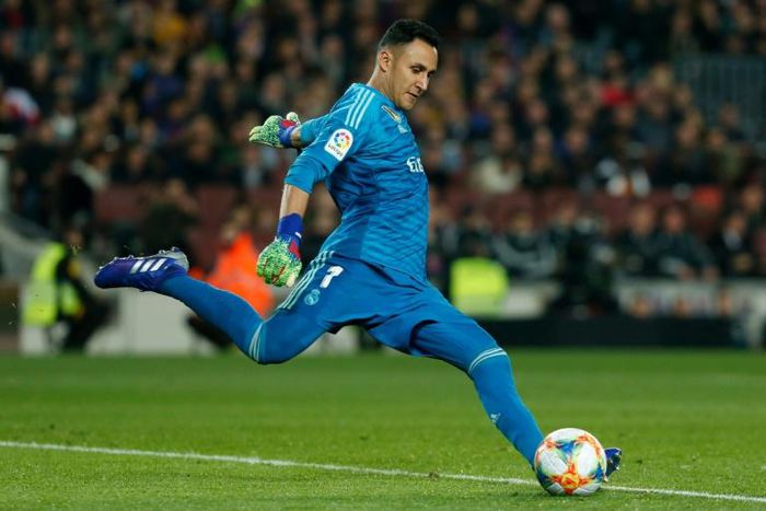 Paris Saint-Germain have signed Costa Rican goalkeeper Keylor Navas from Real Madrid