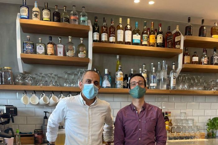 Tony and Teslim at the bar