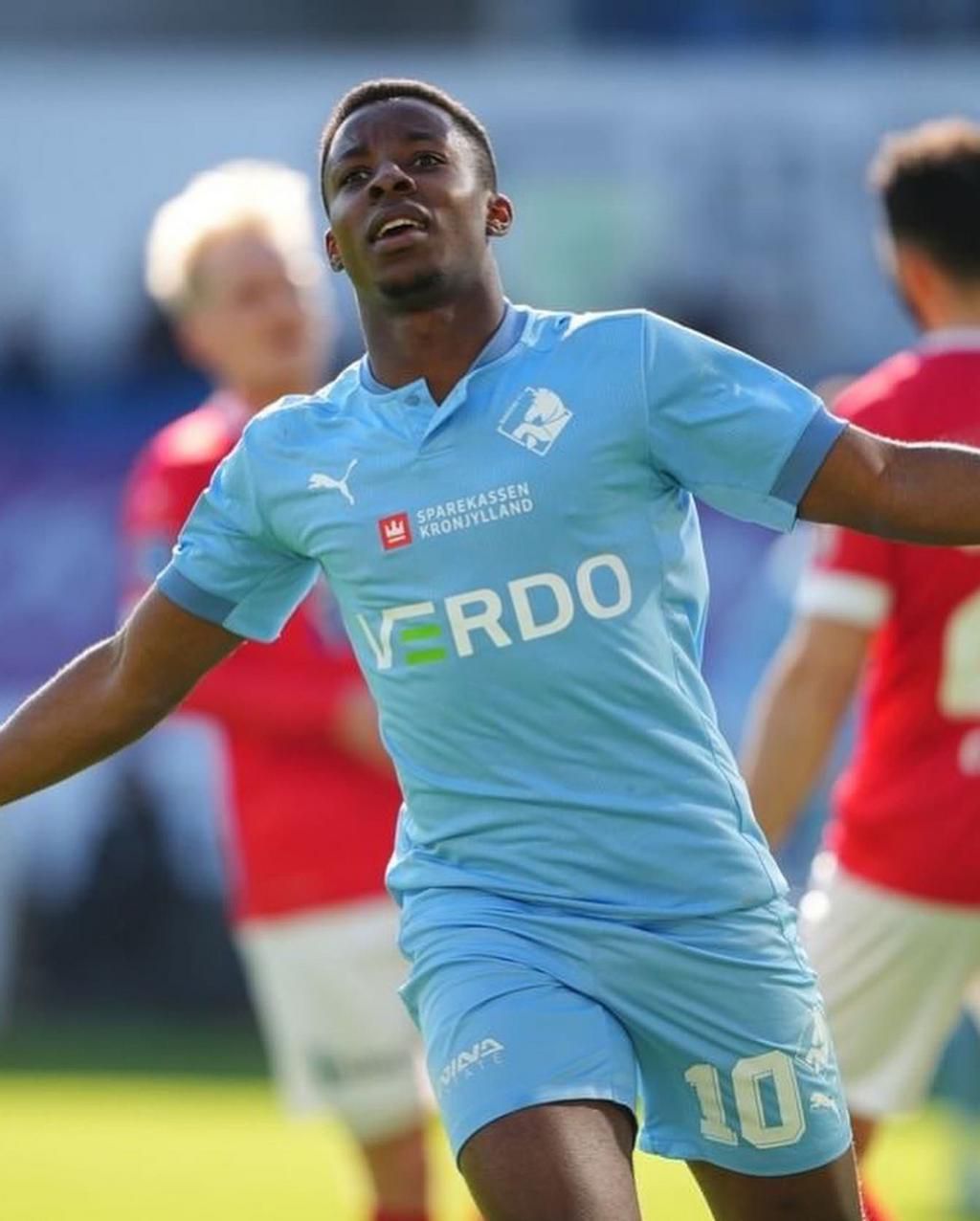 Tosin Kehinde's low shot fizzed past the goalkeeper for Randers' opener