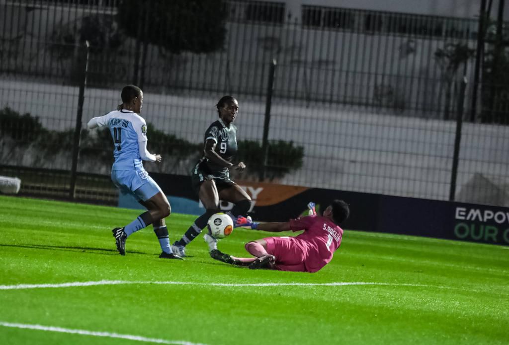 Ifeoma Onumonu opened the scoring for Nigeria with a dinked finish