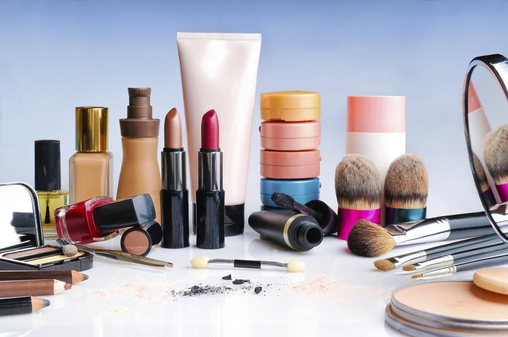 Some makeup products can be detrimental to your health [Thinkstock]