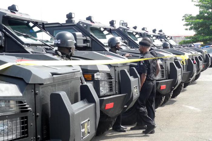 Uzodimma donates 10 Armoured Personnel Carriers  to Police (Beegeagle)