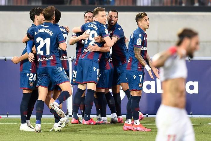 A late own goal saw Levante snatch a point