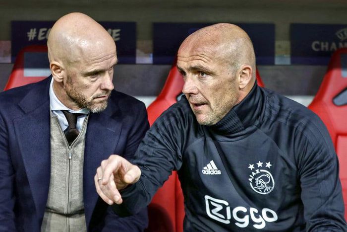 Ajax-has-received-successor-Erik-ten-Hag-Alfred-Schreuder-signs
