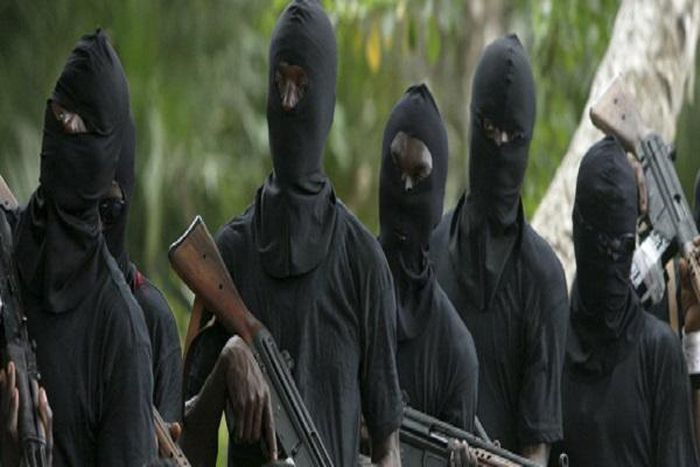 Gunmen (TheNation)
