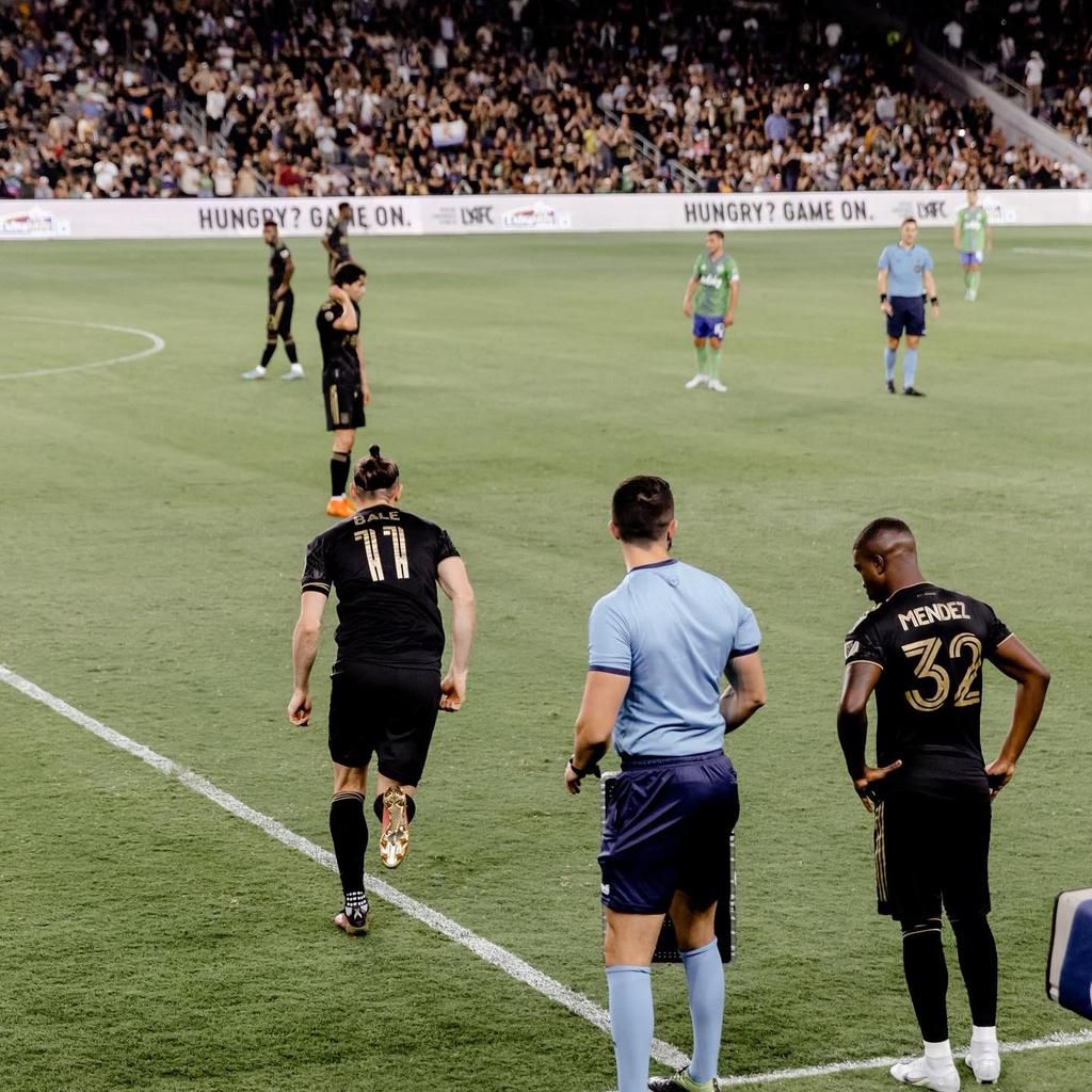 Gareth Bale subbed on for his home debut.