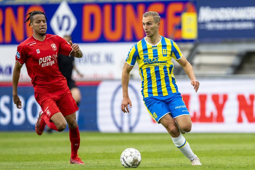 Venezia fullback Ebuehi is likely to start today