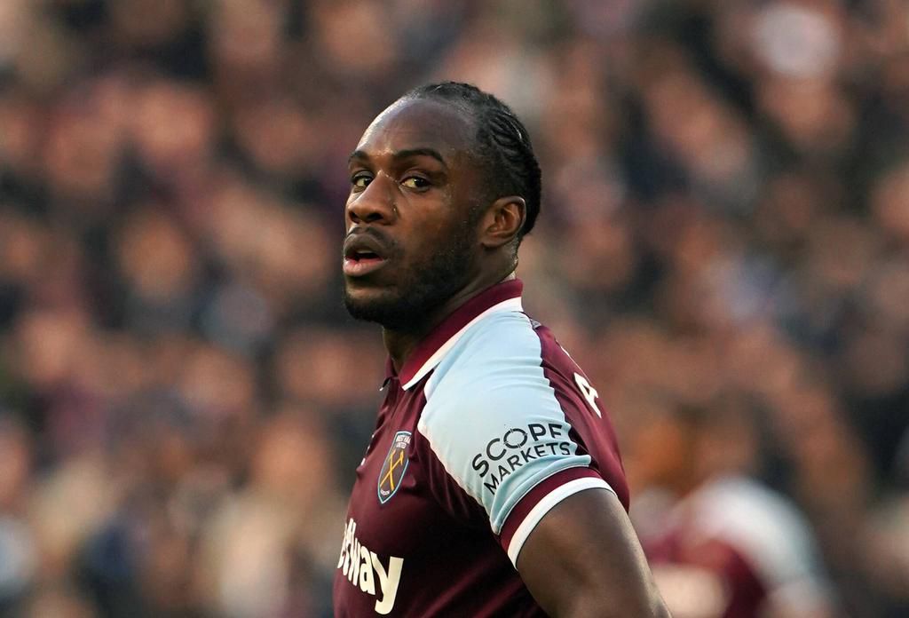 West Ham attacker Michail Antonio is not happy with the traetment of teammate Kurt Zouma following his cat kicking saga