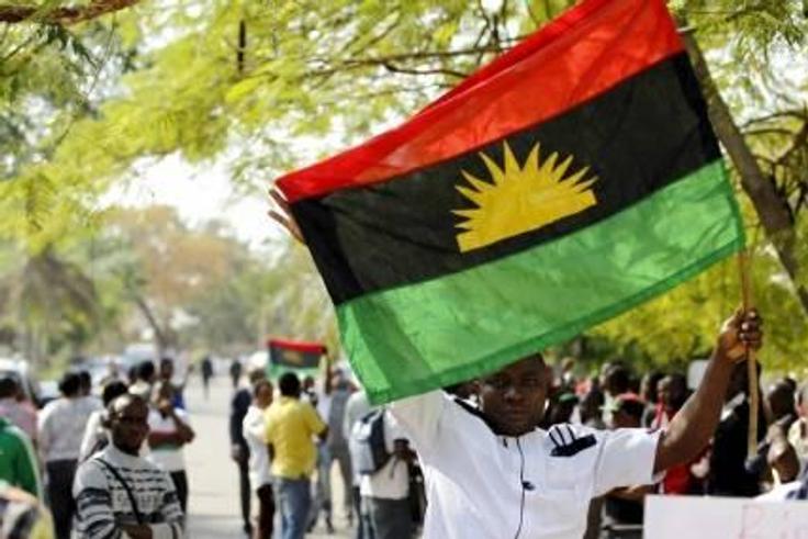 IPOB members flying a Biafran flag (Sahara Reporters)