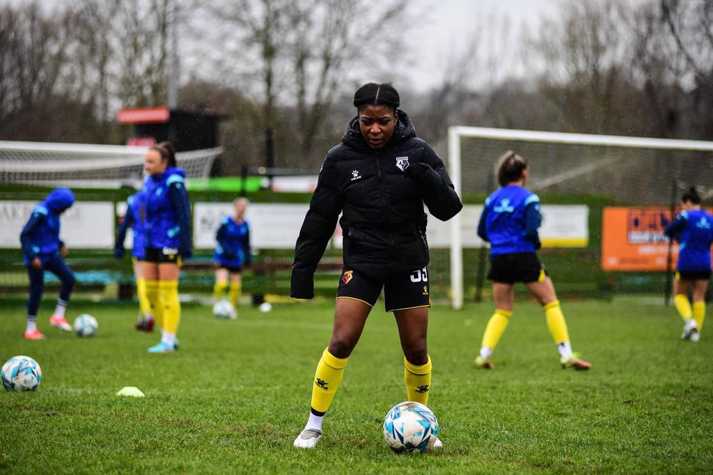 Juliet warming up before her debut