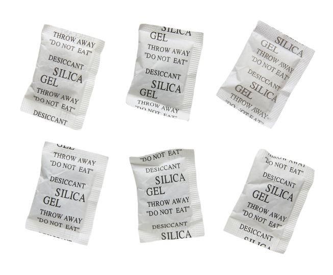 Silica gel packets