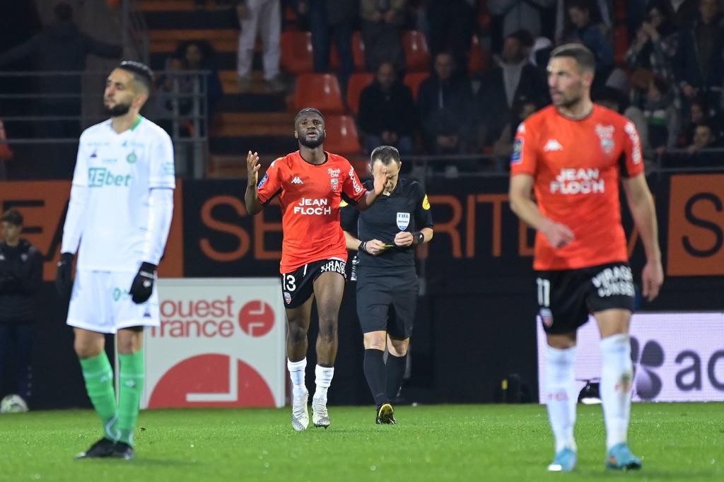 Terem Moffi scored a brace in Lorient's 6-2 win over Saint-Etienne