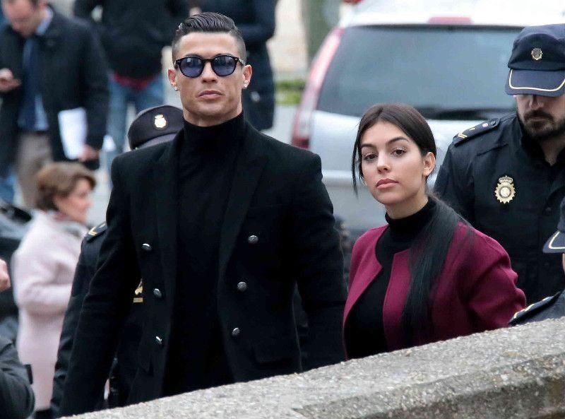 Cristiano Ronaldo announces death of his twin baby boy