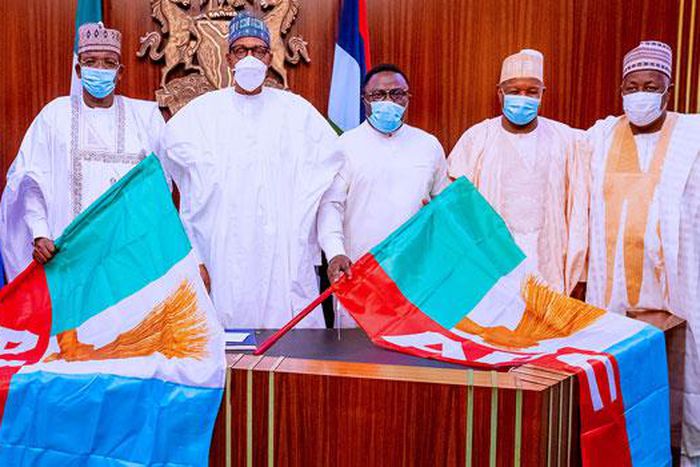 2023: Don’t allow presidential aspirants destroy APC, Forum urges Buhari (ChannelsTV)