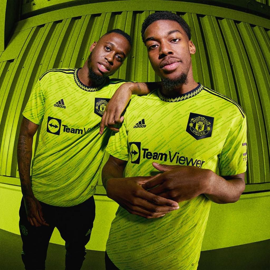 Manchester United third kit 2022/23