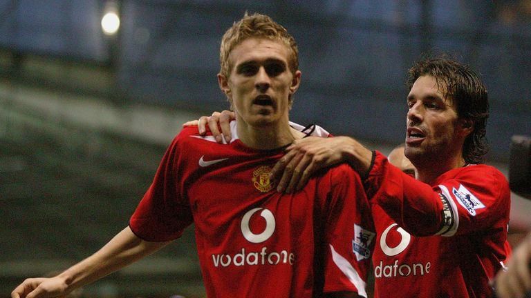 Darren Fletcher celebrates his goal for Manchester United over Chelsea
