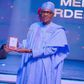 Teni receives MON award from President Buhari [Twitter]