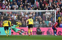 Wilfred Zaha converts Crystal Palace penalty