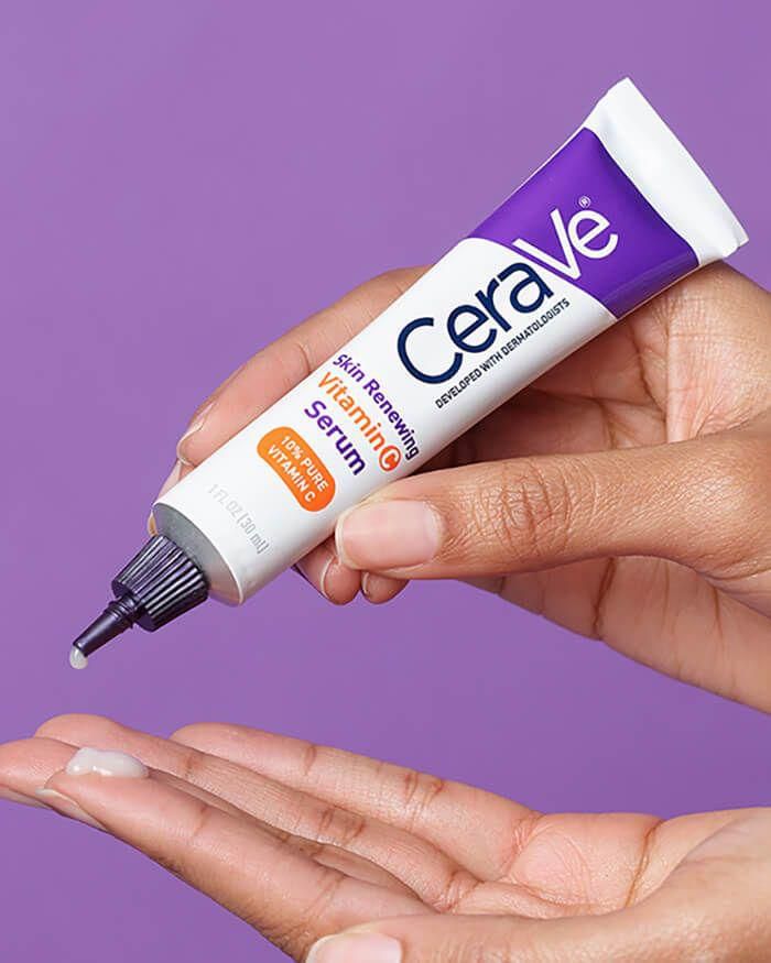 Skin Renewing VitaminC Serum is good for sensitive skin [Cerave]