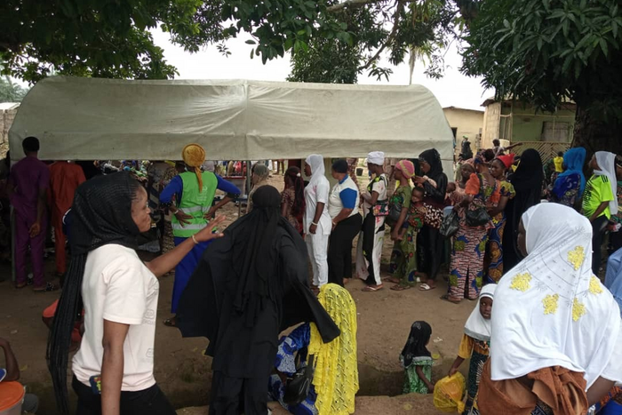 Voters at Bode Osi, Olaoluwa LGA, Osun state admits collecting cash.