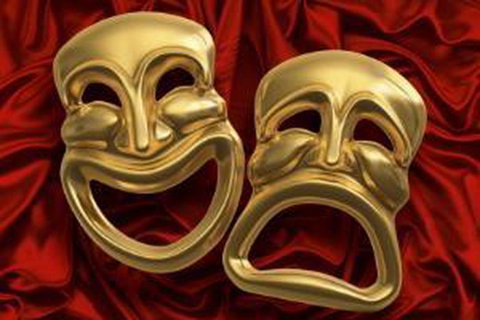 The golden age of Greek theatre arts, its features and essence