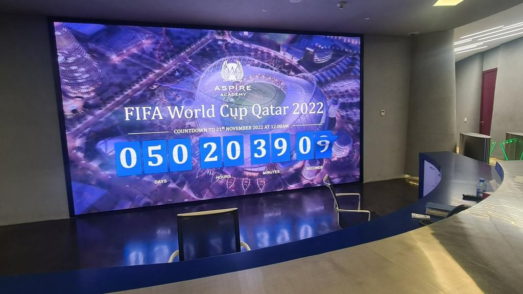 Sunday Oliseh teams up with Arsene Wenger in Qatar for 2022 FIFA World Cup