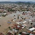 Flood renders hundreds of people homeless in Kogi State. (Punch)