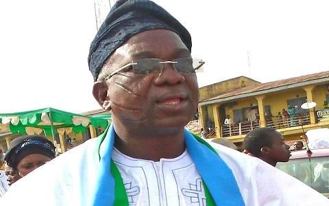 Oyo State Deputy Governor, Rauf-Olaniyan was denied access to Ajimobi's fidau prayer (Radio Nigeria)