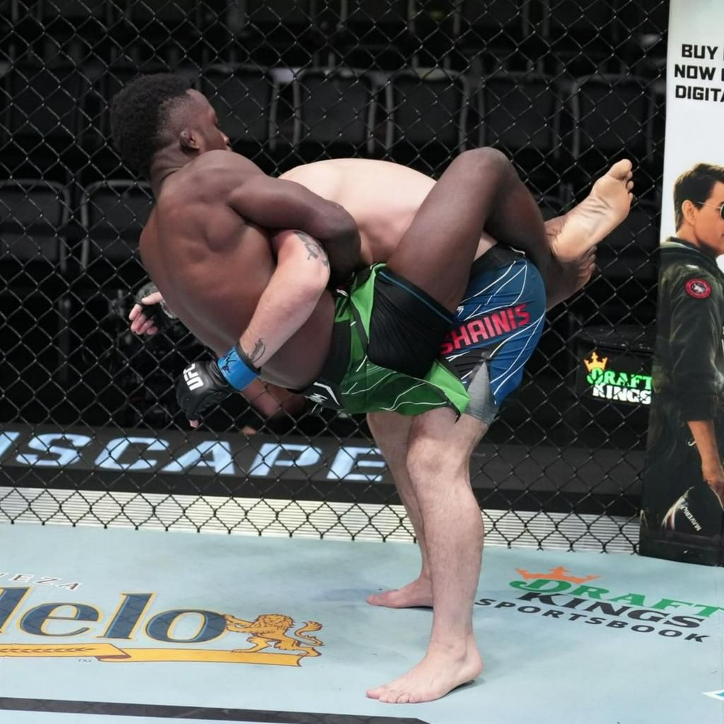 Sodiq Yusuff beats Don Shainis in just 30 seconds