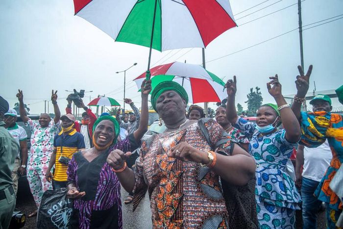 PDP supporters [Twitter/@GovernorObaseki]