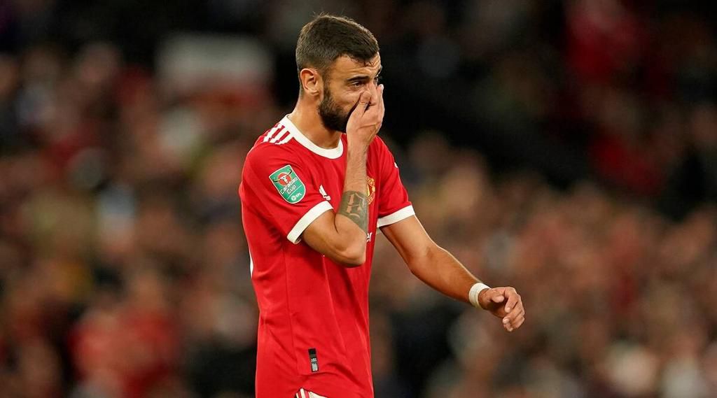 Bruno Fernandes: Manchester United star involved in car crash