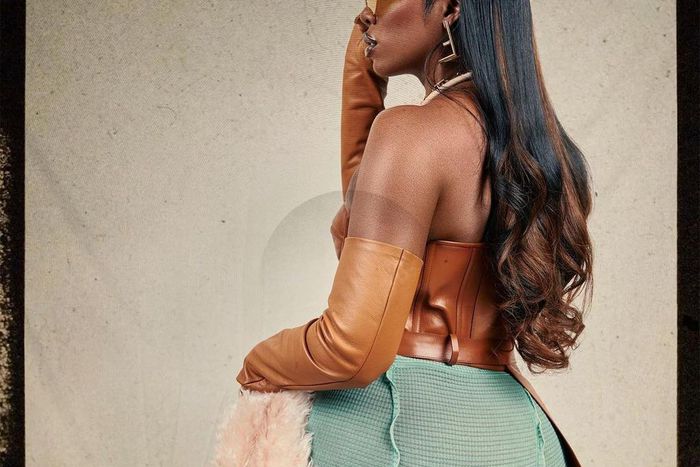 The knitted shorts were an interesting addition [Instagram/TiwaSavage]