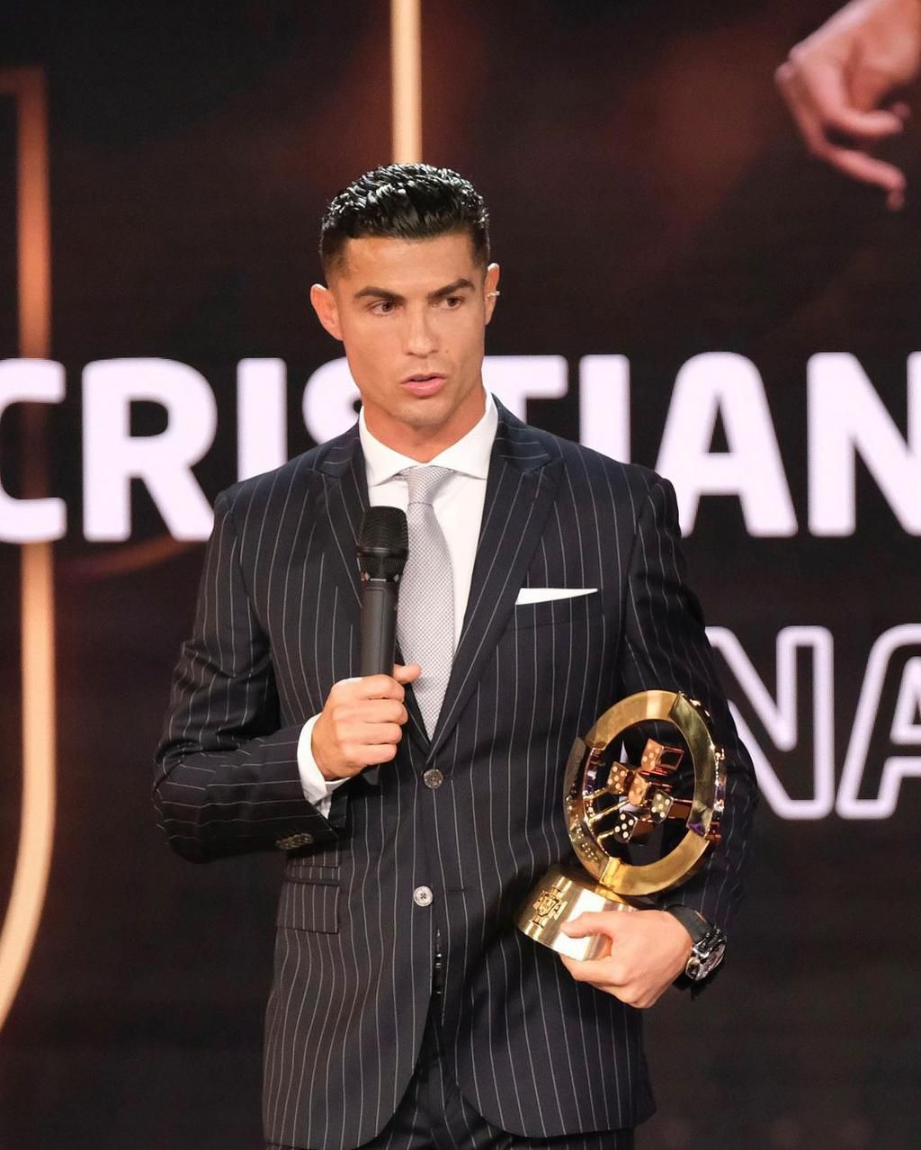 Cristiano Ronaldo bags best scorer award at 2022 Gala Quinas de Ouro