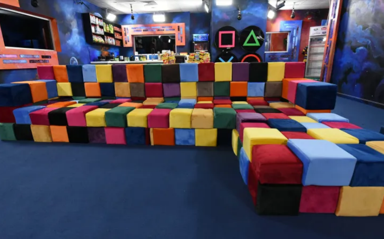 Biggie named both houses Level 1 and Level 2 while fans of the show called them 'The Trenches' and 'The Islanders.'