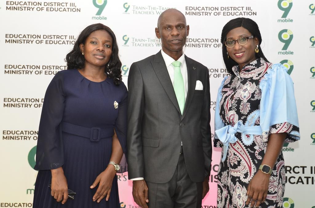 L-R- Lead Counsellor & Therapist, Emike Oyemade; CEO, PoweredUp Motivational Services, John-Mabun Adesoga and PR Lead,9mobile, Chineze Amanfo, during 9mobile Train-The-Trainer workshop for teachers of Education District III Lagos.