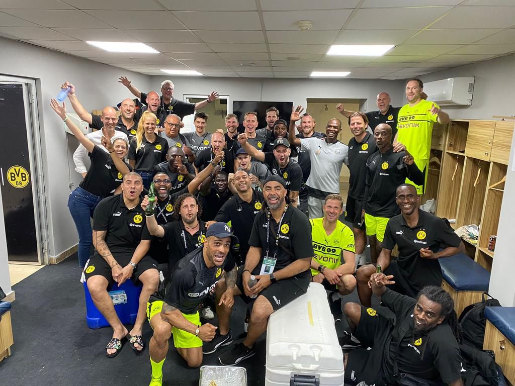 Victor Ikpeba, Emmanuel Adebayor shine as Borussia Dortmund Legends draw 2-2 with African Giants