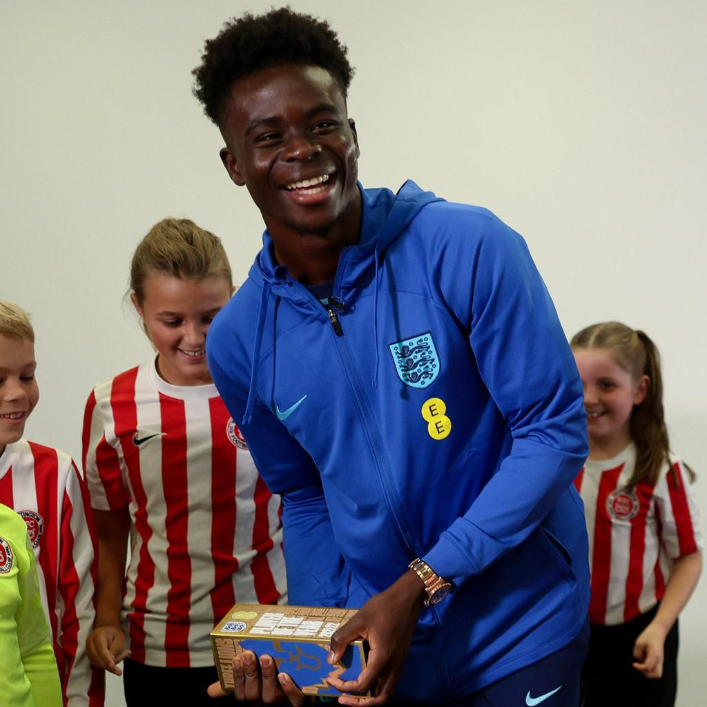 Bukayo Saka scoops England Men’s Player of the Year award