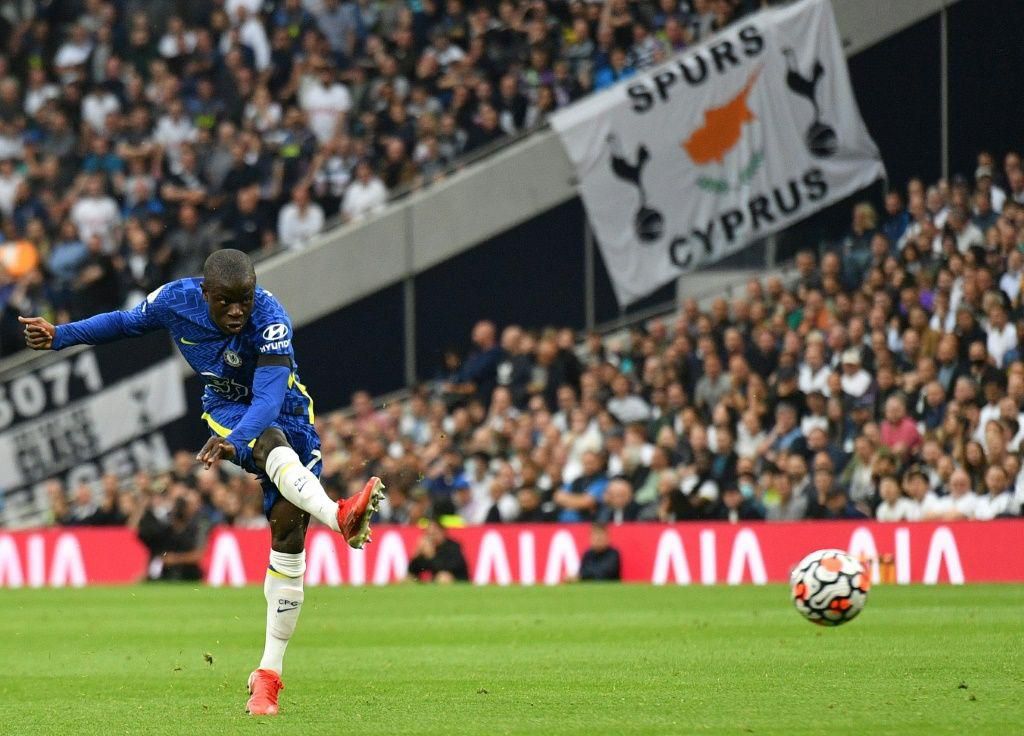 Chelsea midfielder N'Golo Kante scores against Tottenham