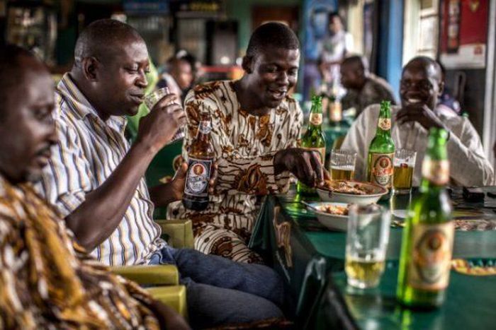 Why men patronise beer parlour after work. [jumia]