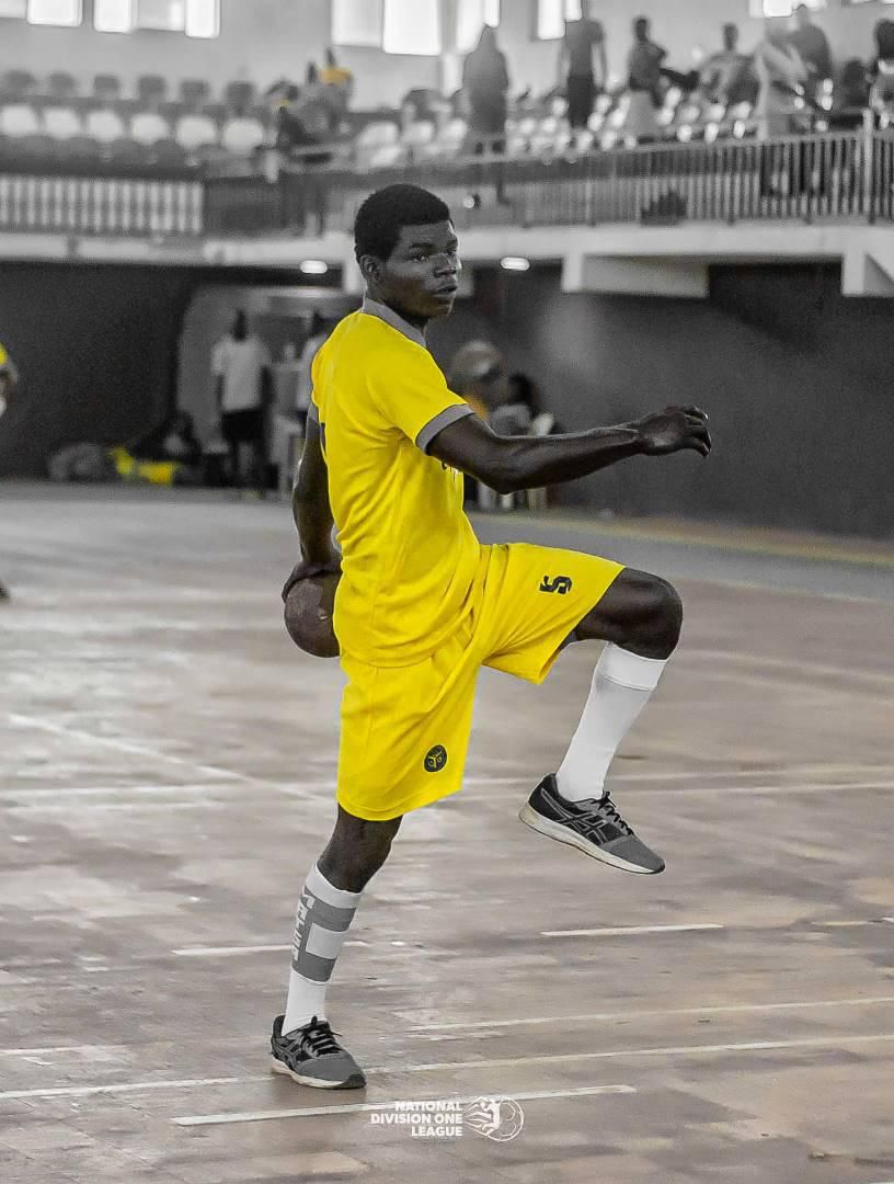 Some wonderful shots from the National Division One Handball League currently ongoing in the ancient city of Benin.